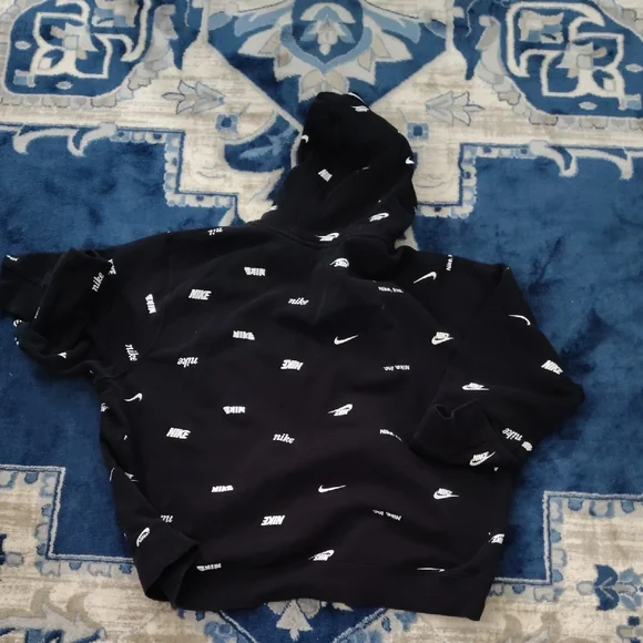 Nike Black Patterned Men's Hoodie - Picture 3 of 3
